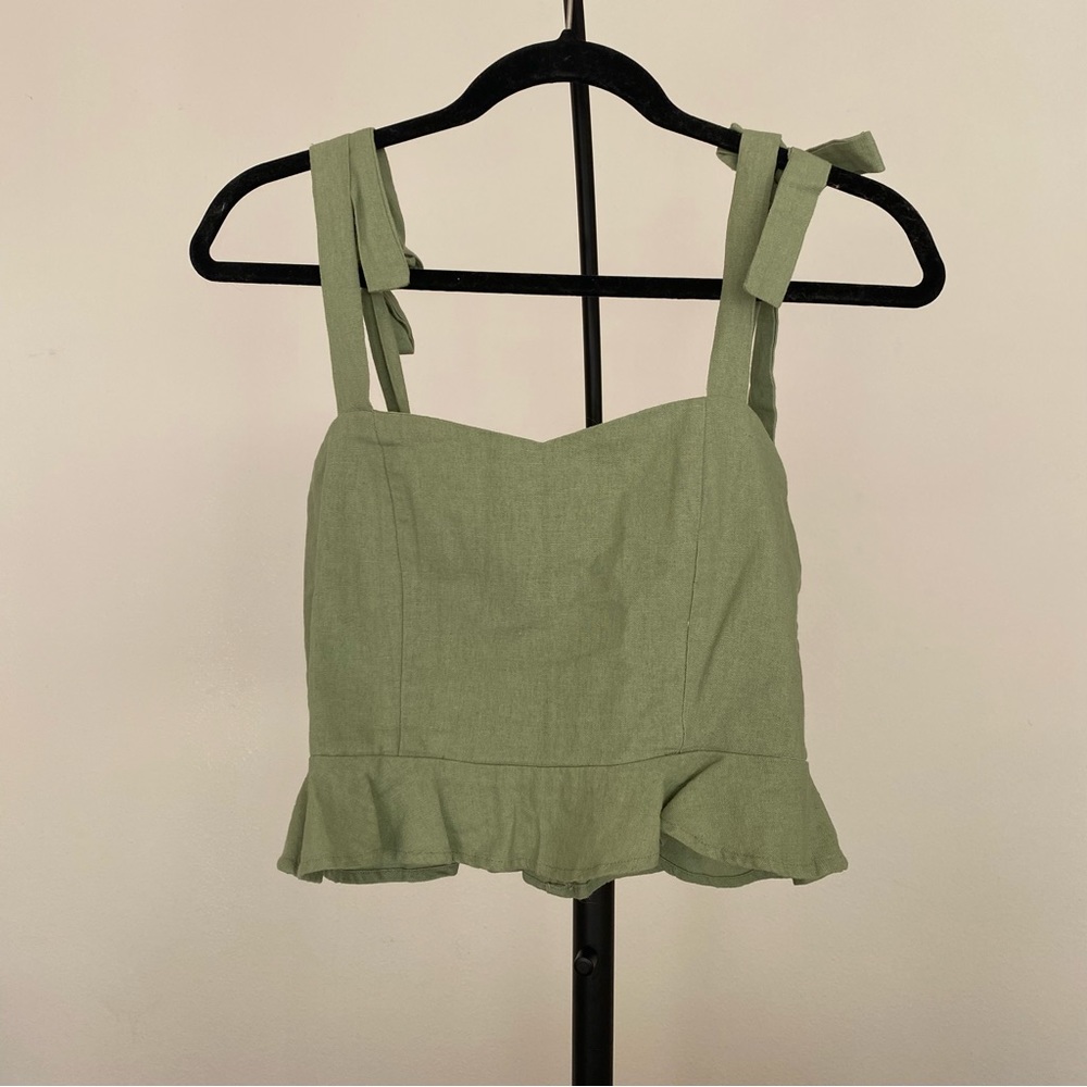 Ruffle crop top
